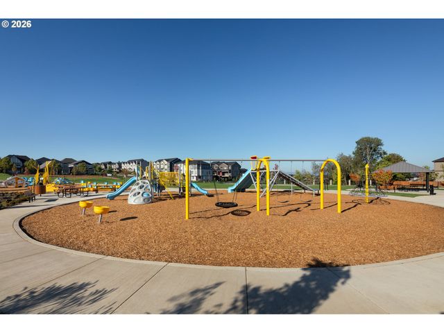 14589 Nw LEGEND St, Portland, OR 97229