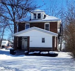 1413 East Avenue, Akron, OH 44307