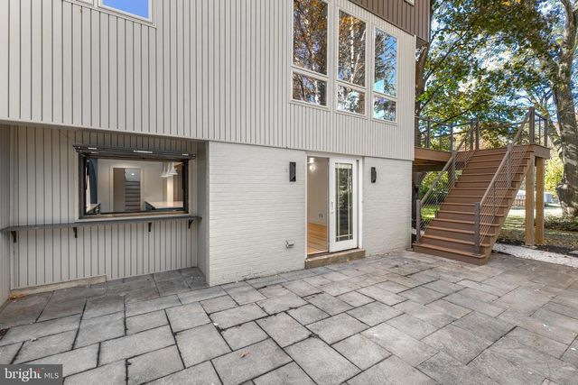 435 FERGUSON AVE, State College, PA 16803