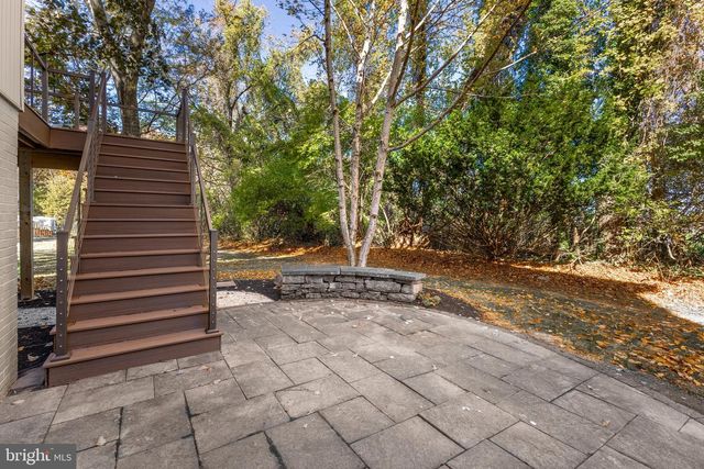 435 FERGUSON AVE, State College, PA 16803