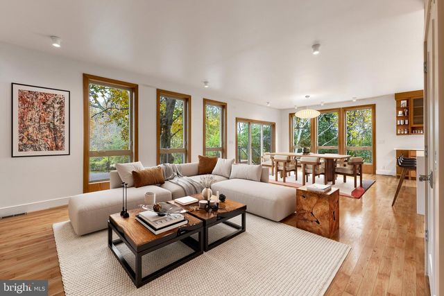 435 FERGUSON AVE, State College, PA 16803