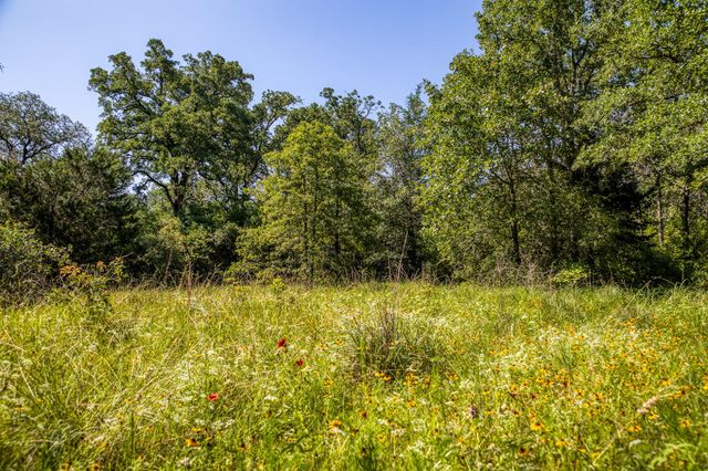 9808 Fm-908, Caldwell, TX 77836