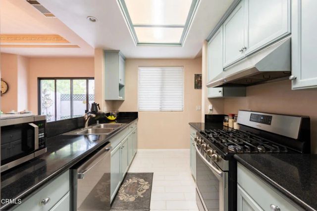 46 S Roosevelt Avenue 8, Pasadena, CA 91107