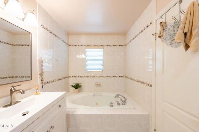 46 S Roosevelt Avenue 8, Pasadena, CA 91107