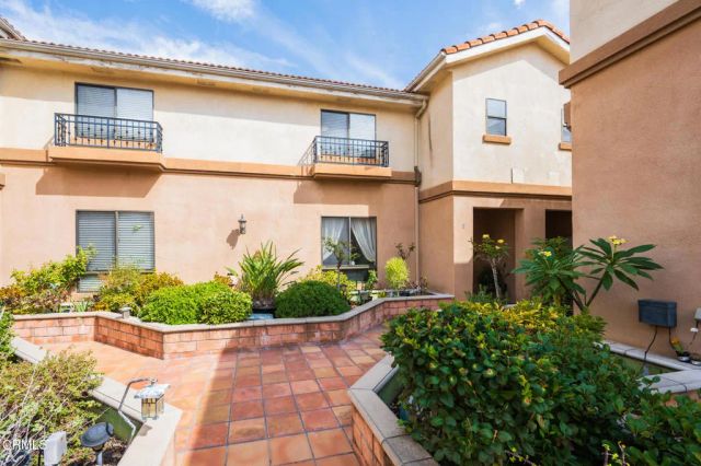 46 S Roosevelt Avenue 8, Pasadena, CA 91107