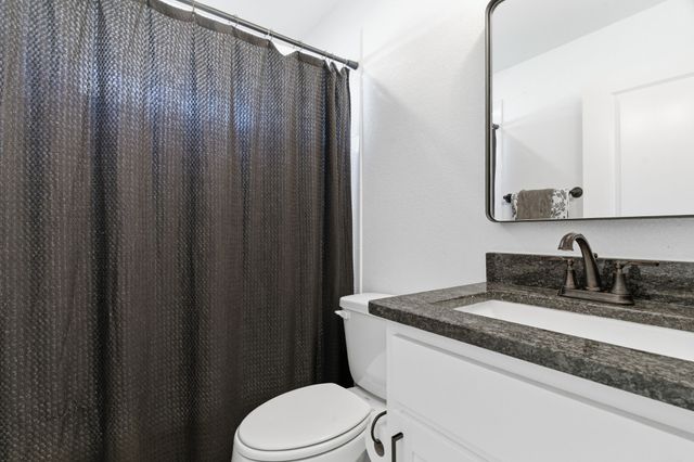 649 Charlotte Lane, Burleson, TX 76028