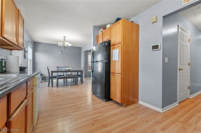 12505 Grimsby Avenue, Cleveland, OH 44135