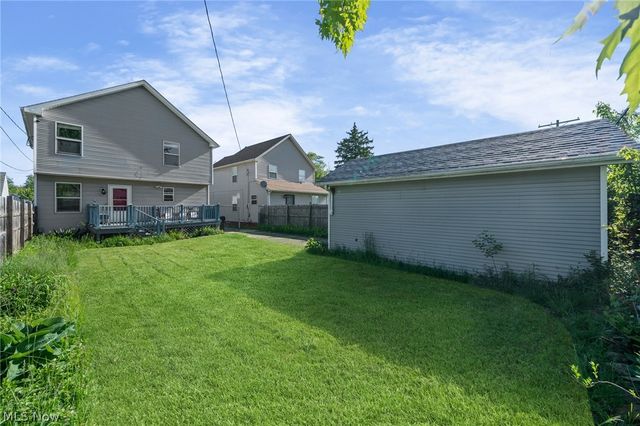 12505 Grimsby Avenue, Cleveland, OH 44135