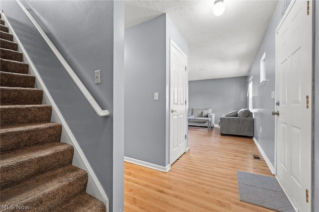 12505 Grimsby Avenue, Cleveland, OH 44135