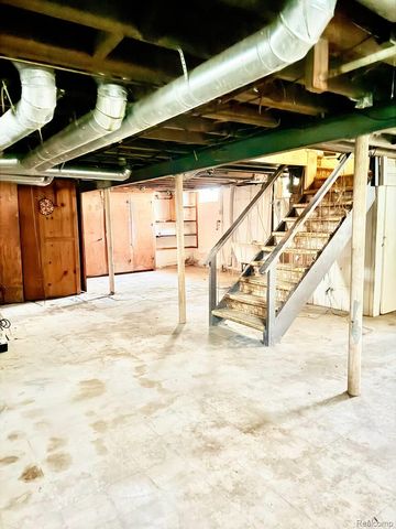 3451 Academy Street, Dearborn, MI 48124