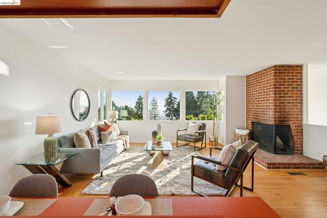 24 Arlington Ave., Kensington, CA 94707