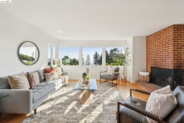 24 Arlington Ave., Kensington, CA 94707