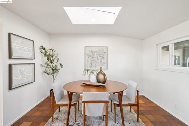 24 Arlington Ave., Kensington, CA 94707