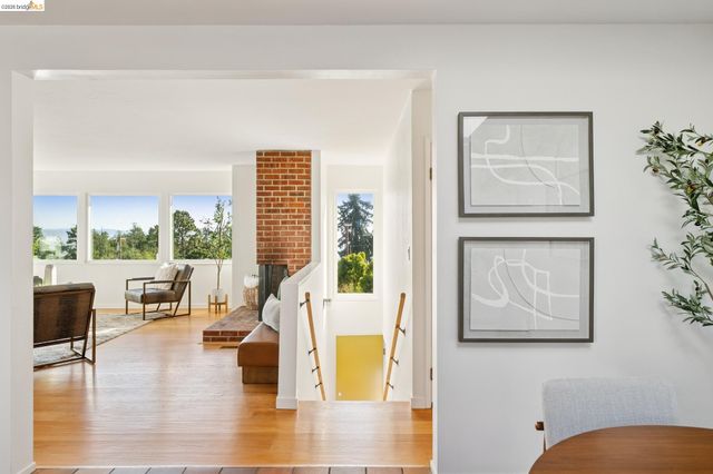 24 Arlington Ave., Kensington, CA 94707