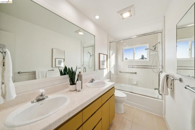 24 Arlington Ave., Kensington, CA 94707