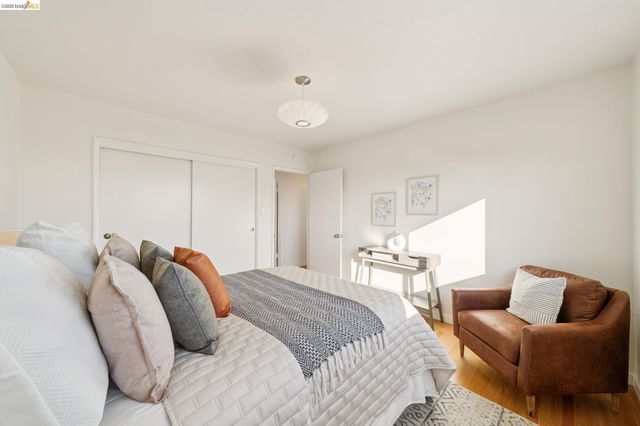24 Arlington Ave., Kensington, CA 94707