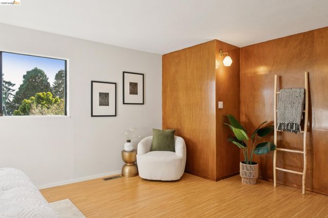 24 Arlington Ave., Kensington, CA 94707