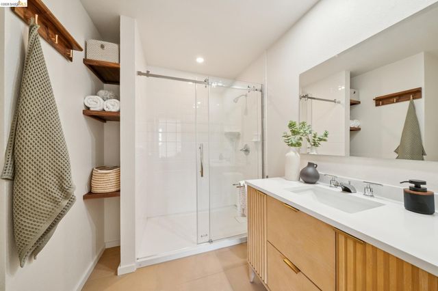 24 Arlington Ave., Kensington, CA 94707