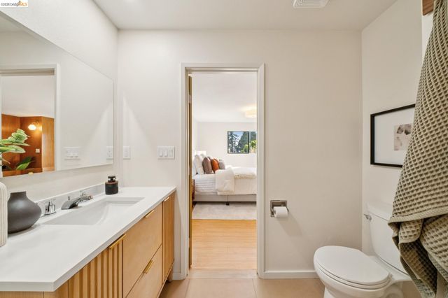 24 Arlington Ave., Kensington, CA 94707