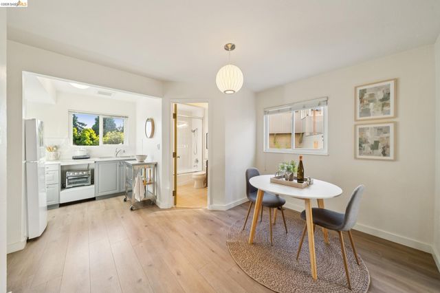 24 Arlington Ave., Kensington, CA 94707