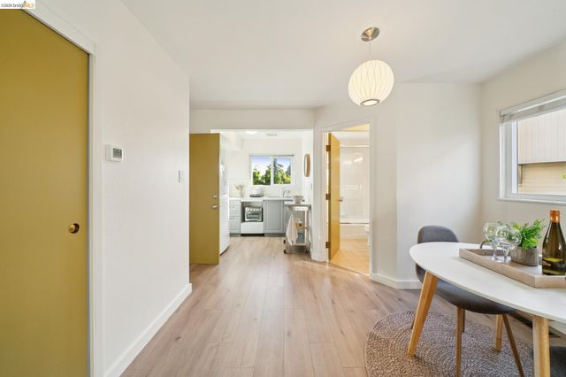 24 Arlington Ave., Kensington, CA 94707