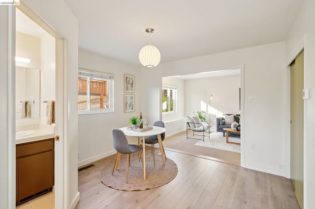 24 Arlington Ave., Kensington, CA 94707
