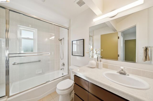 24 Arlington Ave., Kensington, CA 94707