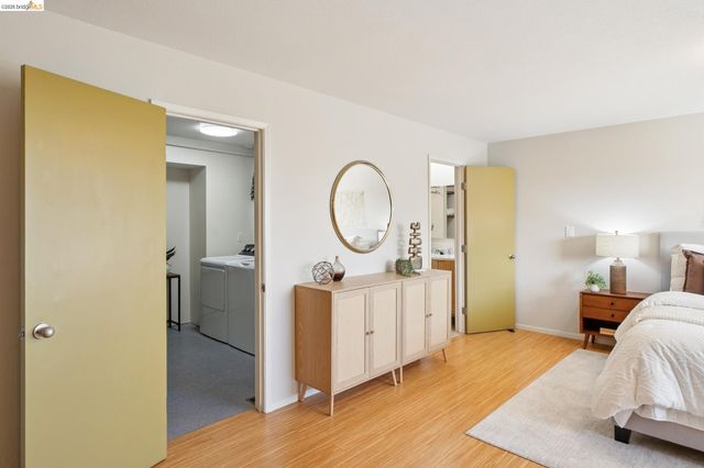 24 Arlington Ave., Kensington, CA 94707
