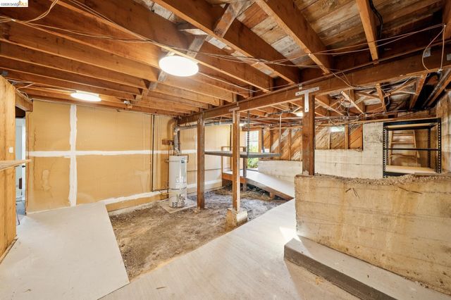 24 Arlington Ave., Kensington, CA 94707