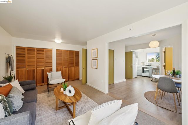 24 Arlington Ave., Kensington, CA 94707