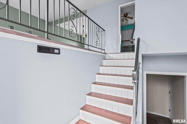 441 Armor Road, Springfield, IL 62704