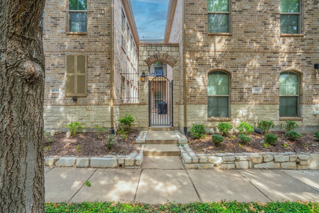 6774 Cortona Lane, Frisco, TX 75034