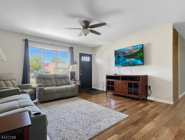 706 Rugby Road, Lopatcong Twp., NJ 08865