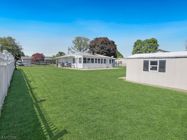 706 Rugby Road, Lopatcong Twp., NJ 08865