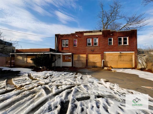 21 E Clinton Avenue, Roosevelt, NY 11575