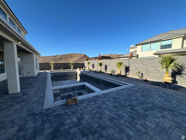 5338 W 2040 S, Hurricane, UT 84737