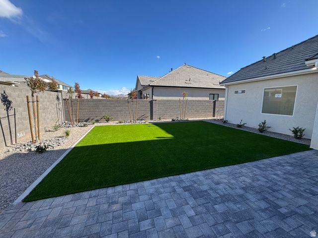 5338 W 2040 S, Hurricane, UT 84737