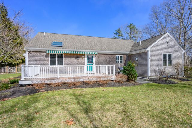 21 Grand Oak Road, Forestdale, MA 02644