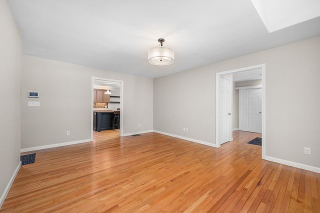 21 Grand Oak Road, Forestdale, MA 02644