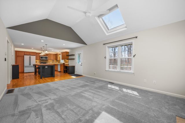 21 Grand Oak Road, Forestdale, MA 02644