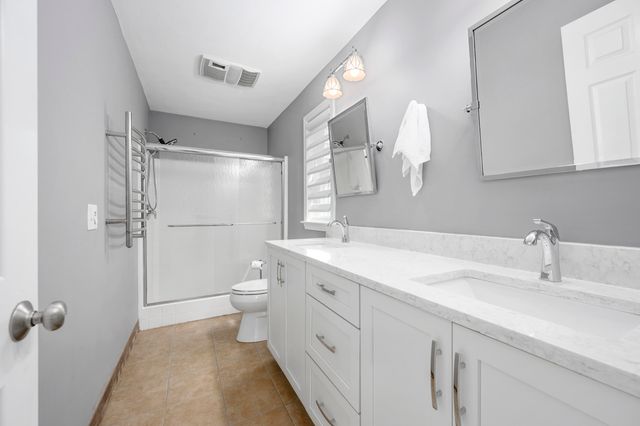 21 Grand Oak Road, Forestdale, MA 02644