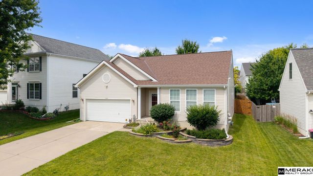 7520 N 107 Avenue, Omaha, NE 68122