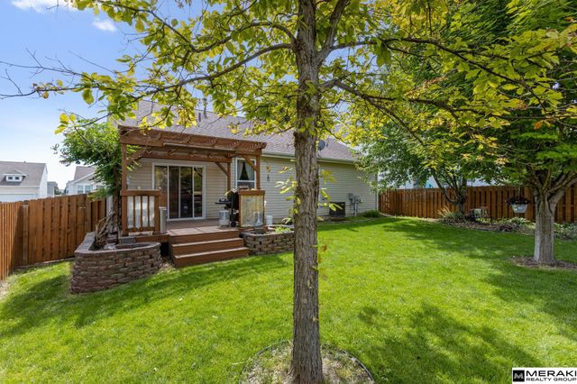 7520 N 107 Avenue, Omaha, NE 68122