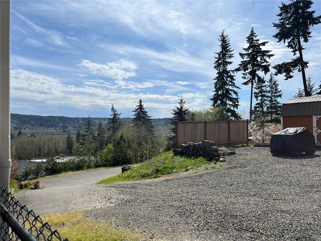 10 NE Anchor Court, Belfair, WA 98528