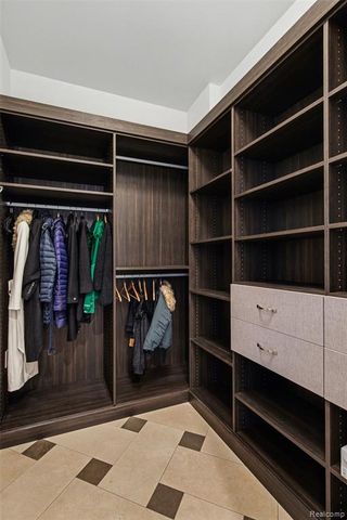 1021 Clear Creek Drive, Rochester Hills, MI 48306