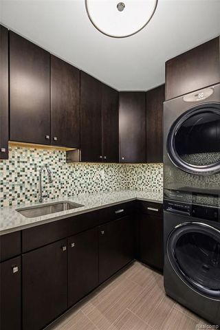 1021 Clear Creek Drive, Rochester Hills, MI 48306