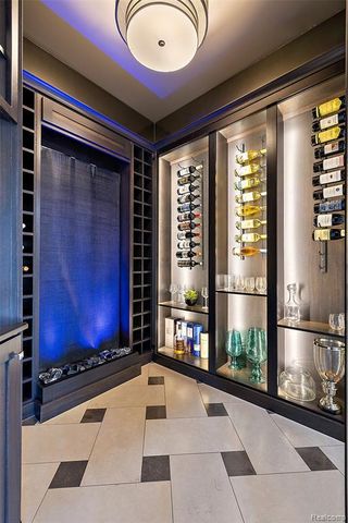 1021 Clear Creek Drive, Rochester Hills, MI 48306