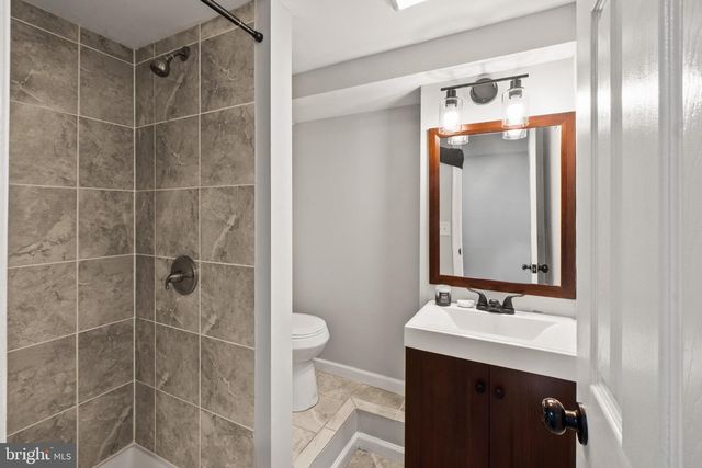 324 OLDHAM ST, Baltimore, MD 21224
