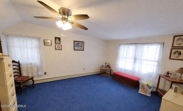 6 Octavia Place, Keyport, NJ 07735