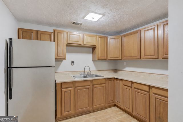 207 Boogers Hill Road, Oxford, GA 30054
